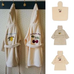 Towels Robes KS Brand Autumn Winter Kids Bathrobe Boys Girls Clothes Long Sleeve Warm Robes Baby Bath Towel Sleepwear Ropa De Bebe 231204