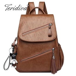 Vintage Tassels Backpack Women Retro PU Leather Rucksack Big Capacity School Bag For Teenager Girl Travel Bolsas Y201224244y