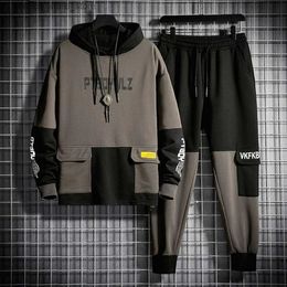 Men's Tracksuits Mens Clothing 2 Piece Set Men Winter Autumn Tracksuit Men Jogging Suit Male Running Clothes Patchwork Hoodie and Jogger Set Q231204