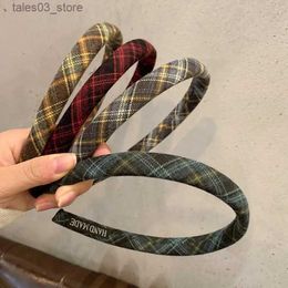 Headwear Hair Accessories Retro Fabric Plaid Fine Edge Headband Fashion Hair Accessories For Women Trend Casual Haiand Hair Band Hoop Girl Headwear New Q231204