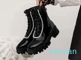 Women'sAutumn and Winter Cowhide Pearl Medium Short Solid Leather Thick Soled Martin Boots