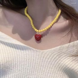 Pendant Necklaces Cute Sweet Colourful Acrylic Beaded Choker Necklace For Women Personality Bohemia Charm Red Love Heart Party Jewellery Gift