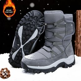 Boots 2024 Warm Plush Snow Men Lace Up Casual High Top Men's Waterproof Winter AntiSlip Ankle Army Work 231204