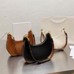 Designer Women AVA Underarm Shoulder Bag 2021s Paris Vintage Cowskin Half Moon Handbags Genuine Leather Clutch Woman Crossbody bag264F