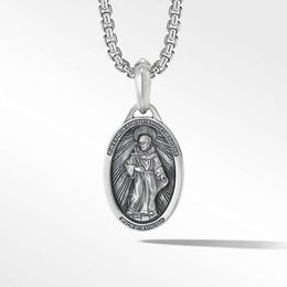 Necklace Dy Luxury Designer TwistedDY Personality Standard Pure Silver Francis Amulet Pendant
