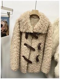 2024 New Women's Leather and fur Lamb fur fur fur integrated fur coat for women's medium length Furry coat