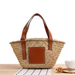 Shopping Bags Handmade Woven Straw Basket Women Designer Handbags Bohemian Rattan Beach for Shoulder Wicker Shopper Tote 220303282o