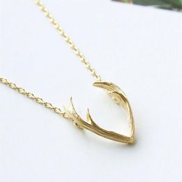 10pc Deer Horn Antler Necklace Jewelry Elegant Horn Pendant Necklace Women Simple Chain Pendants Necklaces Wedding Christmas Gifts324B