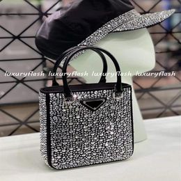 Womens Designer Crystal Evening Bag Tote Luxurys Handbags Silk Diamond Small Black Shiny Bling High Quality 2023 Ladies Shouler Cr312Q