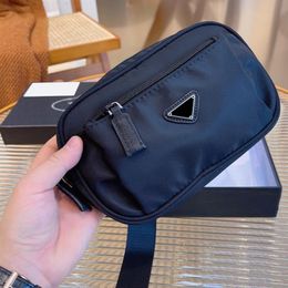 Designers 6 Colours Waist Bags Classic Style Waterproof Fanny Pack Fashion Cross Body Wallet Money Clip Men's Black Breast Bag275Z