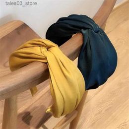 Headwear Hair Accessories 1 pc Fashion Style Women Girls Solid Bezel Vintage Haiand Headband Female Girls Korean Cross Satin Hair Accessories Headwear Q231204