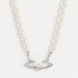 Western west Queen with the same wood star vivi pearl necklace European and American fashion INS1 1 brass plated clavicle women242F