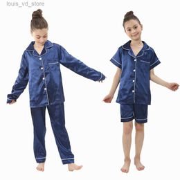 Pajamas Baby Boy Girl Satin Silk Pajama Sets Assewear Long Longe Pants 2-14y orddler Kids Kids Summer Fall Nightshirts T240415