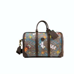 Luxury designer bag Travel bag Latest cartoon bag Men's and women's travel bag Shoulder bag Backpack Waist pack Top leat263g