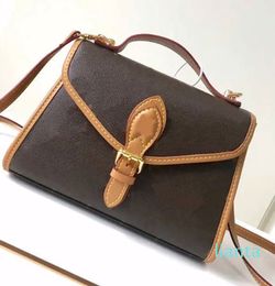 Evening Bags Shoulder Bag Handbag Women Crossbody Purse Messenger Bags Fashion Letter Print Vintage Hardware Buckl