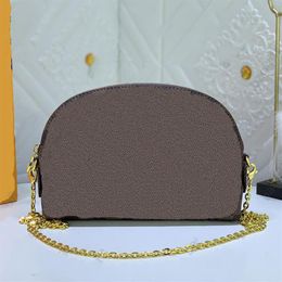 Luxurys Messenger Cosmetic Wallet chain Bag Shoulder Designers Purse Leather Evening Mini makeup Pouches Belt Bags Long M47353 Wal210n