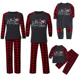 Family Matching Outfits Christmas Pajamas Sets Dad Mom Kid Baby Cartoon Printed Sleepwear Homewear 231204