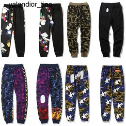 New 23ss shark designer Bathing apes mens embroidered Pants Japan Men's womens universal cargo pants sweat fashion brand joggers mens womens pants