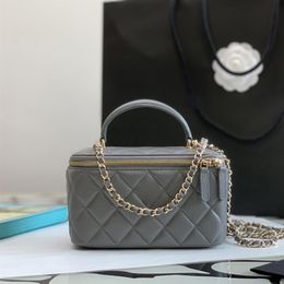 10A Mirror quality Sheepskin Luxury Designer Cosmetic Bags Women Small Vanity Case Chain Handbag With Box C105294y