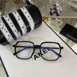 Sunglasses New High Quality Small Fragrance Eyeglass Frame Anti Blue for Women 7068 Extremely Myopic Can