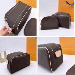 High Quality Women Luxury Purses Cosmetic Bags Famous 2 Pcs Makeup Pouch Travel Shell Toiletry Bag Ladies Clutch Wallets Printed F300x