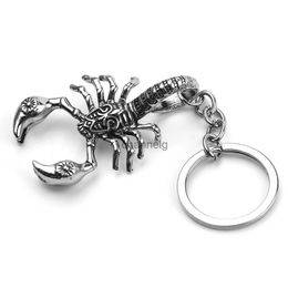 Key Rings Hip hop Antique Scorpion Keychain Animal Pendant Fashion Punk Keyrings Men Car Key Holder Jewellery Gift YQ231204