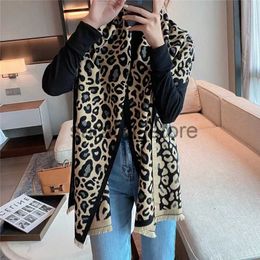 Scarves Winter Women Scarf Leopard Print Cashmere Feel Pashmina Lady Thick Warm Blanket Scarves Luxury Brand Shawl Wraps 2021 New Arrive J231204