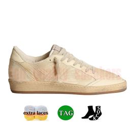 women Designer Italy Super star vintage distressed couple sneakers Ballstar luxury Golden Sequin Old Dirty Low Loafers Classic Goldens Black Men Trainers 697