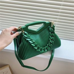Top Brand Triangle Handbag Designer Pleated Shoulder Bag for Women Clutch Purses High Quality Crossbody Satchels Hobo s 220322287Y
