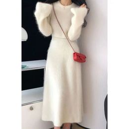 Women's O-neck new seahorse hair knitted short sweater and high waist A-line skirt suit 2-piece desinger dress suit SMLXL