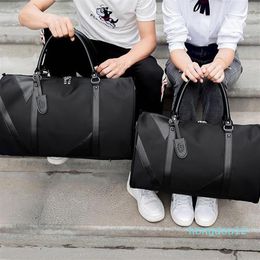 Fashion Weekend Bag Nylon Travel Men Overnight Duffle Waterproof Cabin Luggage Big Tote Crossbody Gym Duffel Bags249Q