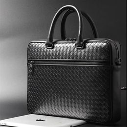 Men Bags Mini Briefcase Handbags Leather Laptop Bag Cowskin Genuine Leather Woven Commercial Business Men's Bags Small size296V