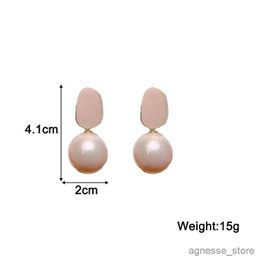 Charm Pink White Pearl Dangle Earrings for Women Black Geometric Acrylic Round Ball Pendants Famale Drop Earrings Elegant Ear Jewellery R231204