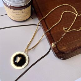 Gold Necklaces Womens Necklaces Fashion Designer Jewellery Exquisite Pendant Long Chains Lovers Love Accessories Wedding Party G284K