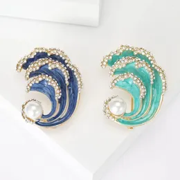Brooches Dmari Luxury Women Brooch Enamel Pearled Lapel Pin Hollow-out Sea Wave Badge Ocean Blue&Green Delicate Jewelry Accessories