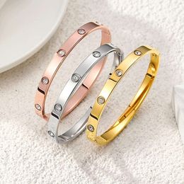 Designer Bracelet Luxury Womens Nail BraceletFashion Ten Diamond Titanium Steel Clasp for Women All Sky Star Love Same K Rose Gold Does Not fade