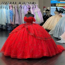 Kırmızı Parlak Quinceanera Balo Gown Aplikes Boncuk Pulları Omuzdan Tatlı Elbise Vestido de Anos
