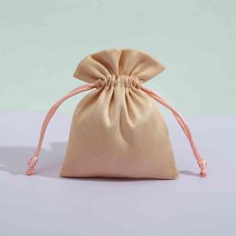 50pcs High Quality flannel Storage Velvet Bags Beads Tea Candy Jewelry Organza Drawstring Bag for Wedding Christmas Gift Pouches331I