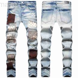 Herren-Jeans-Designer. Helle Jeans, gestickte Löcher für Herren, Farbblock-Patches, modische Hosen, kleine Füße, Jeans B2D7