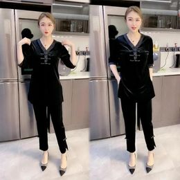 Women's Two Piece Pants Spring Autumn Tang Suit Chinese Style Gold Velvet Set Middle Aged Female Long Tops Black 2 Sets Women Outfit 5XL