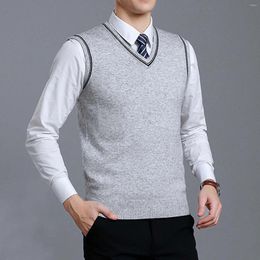 Men's Vests Mens Fashion Casual Jacquard Sweater Vest V Neck Bottomed Plaid Shirt Sleeveless Solid Colour Versatile Knit