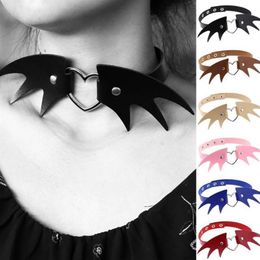 Leather Halloween Choker Heart Wing Necklace Women Handmade Nightclub Goth Jewelry Clavicle Gift Whole Chokers339L