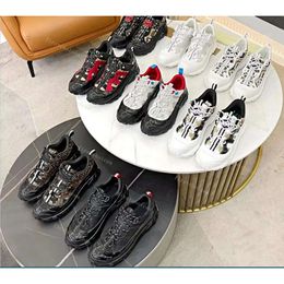 Top Designer Arthur Casual Shoes Striped Vintage Sneakers Women Mens Shoe Luxury Fashion Trainers Cheque Lace-up Platform Cotton Sneaker Plaid Lace-up With Box