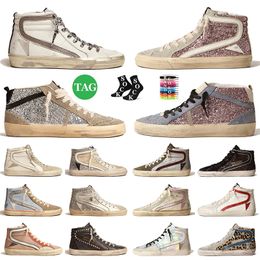 Designer golden high top superstars casual shoes star sneakers luxury fashion italy brand famous white nappa leather silver suede platform women mens trainers