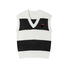 Amis Designer Sweater Top Quality Unisex Summer Product With Small Heart Embroidery Wide Stripe Versatile V-neck Tank Top Sleeveless Knitted Vest