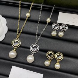 Colares Jóias de jóias de designer de moda Brincos de colar feminino Acessórios de marca de longa cadeia de longa cadeia