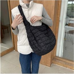 Evening Bags Casual Big Capacity Shoulder Bags Luxury Women Designer Handbag Fashion Space Cotton Nylon Crossbody Bag Tote Lady Shopper Pack 231205