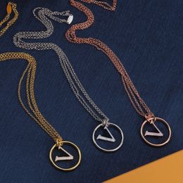 With BOX gold silver letter L pendants necklace female stainless steel couple gold chain pendant Jewellery never fade necklaces gift for girlfriend accessories
