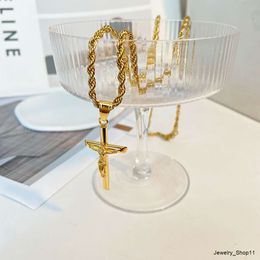 2023 New Hip Hop HIPHOP Fashion Jewelry Titanium Steel Gold Plated Catholic Jesus Cross Pendant Necklace