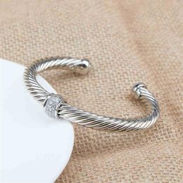 Diamond Bangle Bracelets Glamour Men Bracelet Charm Fashion Cuff Designer c Shape Men Women Jewellery Fade Fast Stainless Steel Wire271Z